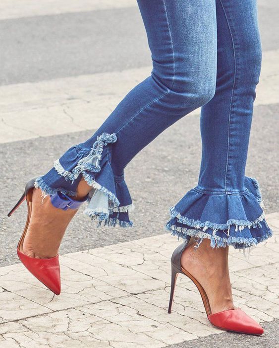 Bas de jeans froncé