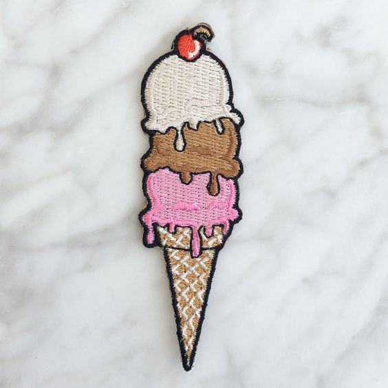 Écusson en forme de crème glacée