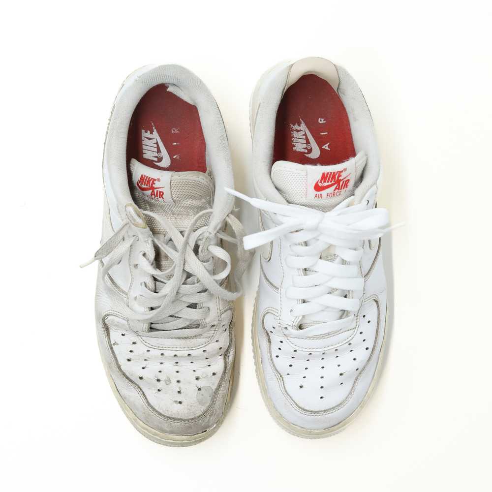 nettoyage basket blanche (Air Force, Air Max, Tn)