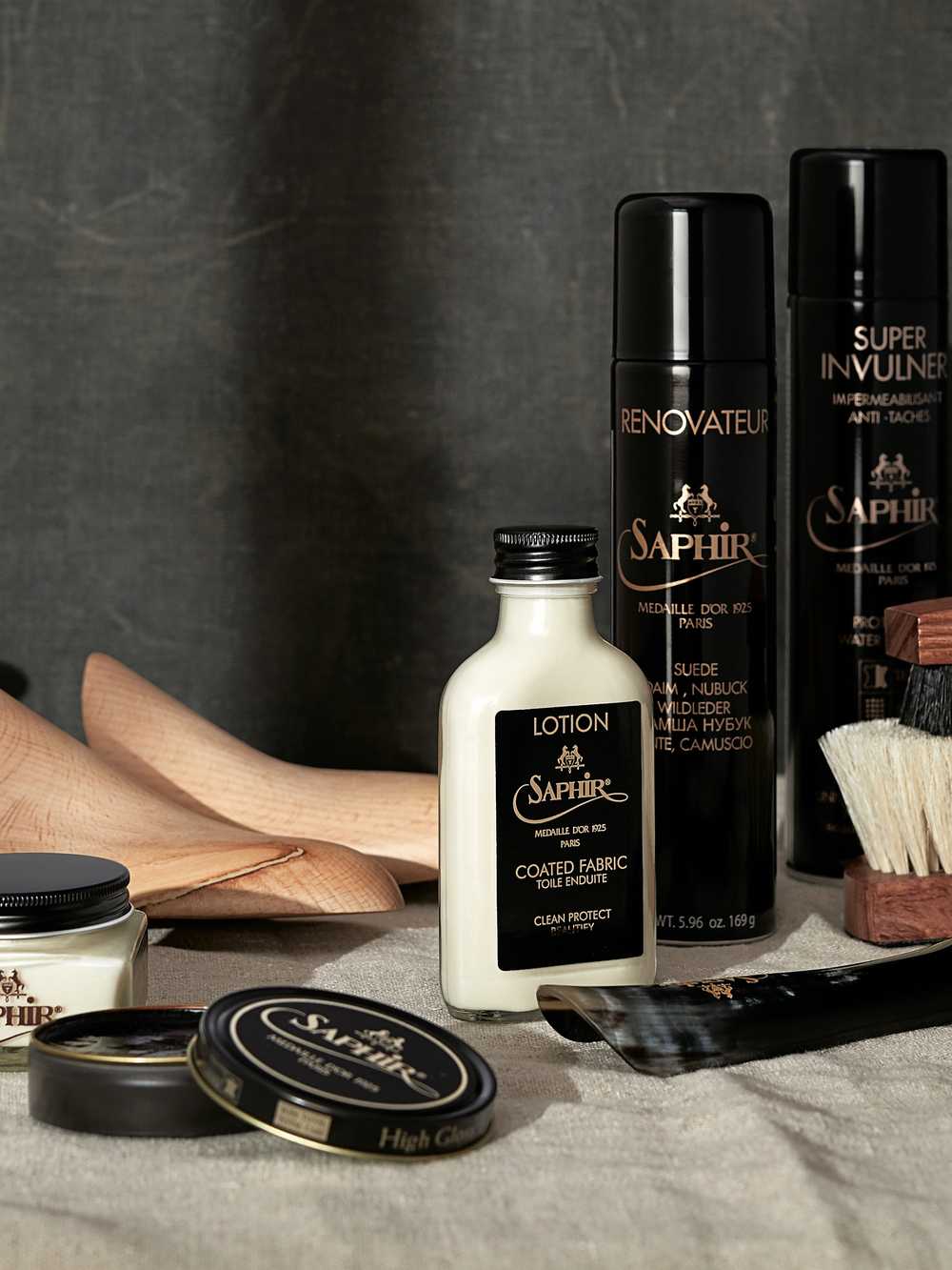 Les produits de nettoyage Saphir