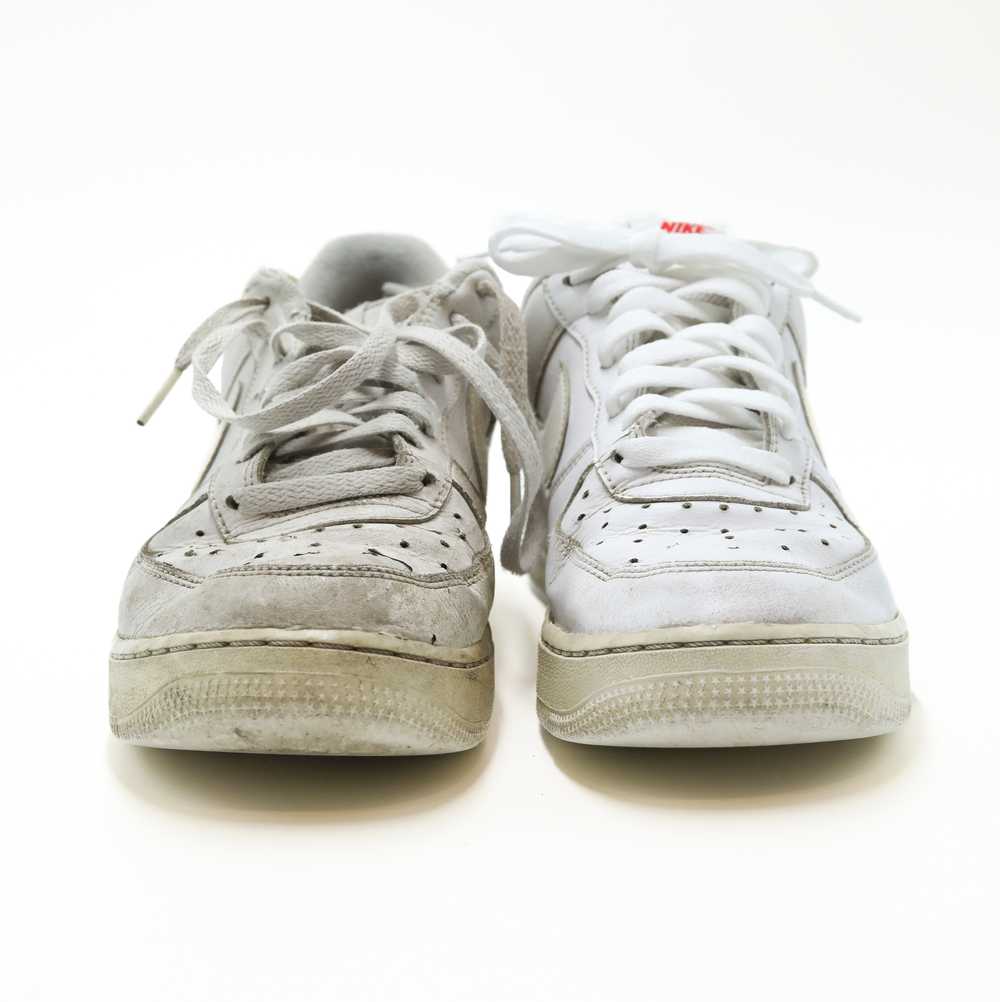 nettoyage basket blanche (Air Force, Air Max, Tn)