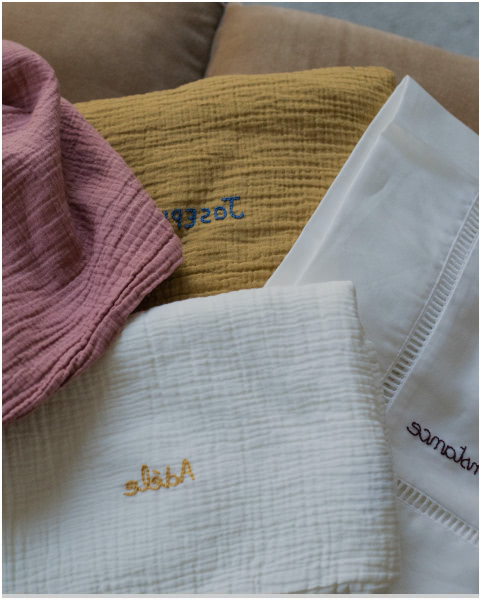 Décoration : plaid, coussin, couverture